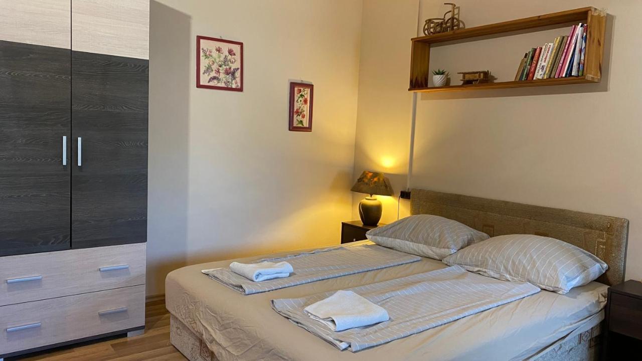 באיה Bristol Apartments מראה חיצוני תמונה